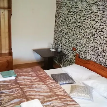 Cabana Cerbu Johana Guest house *